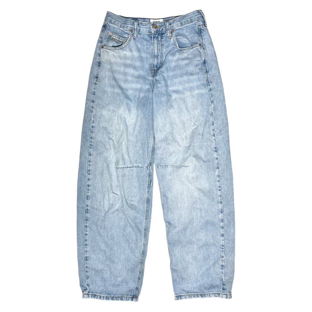 BDG URBAN OUTFITTERS Logan Buckle Baggy Barrel Jeans Light Blue Wash Size 28